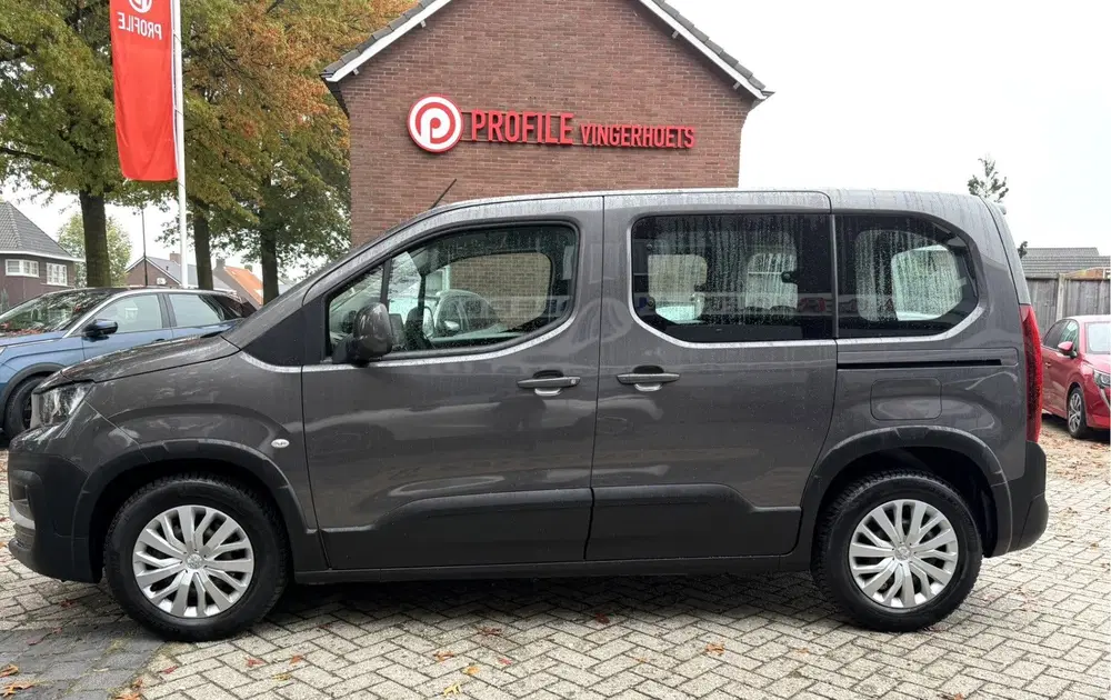 Peugeot Rifter 130 Pk Benzine Automaat * Naviagtie * Trek uit 2020, foto 2