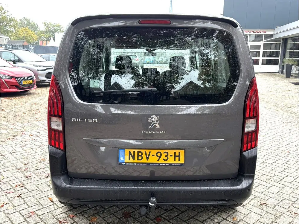 Peugeot Rifter 130 Pk Benzine Automaat * Naviagtie * Trek uit 2020, foto 3