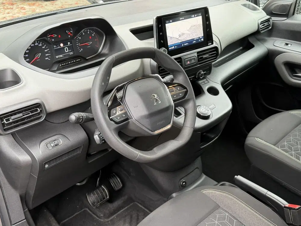 Peugeot Rifter 130 Pk Benzine Automaat * Naviagtie * Trek uit 2020, foto 9