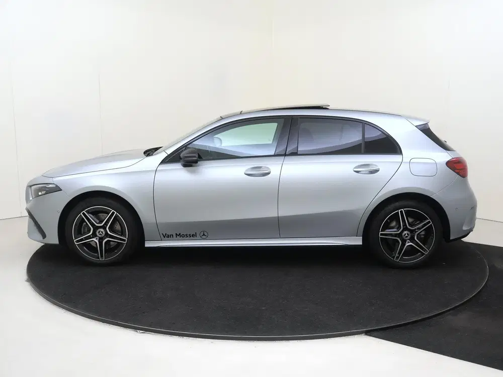 Mercedes-Benz A-Klasse 250 e Business Solution AMG uit 2026, foto 8