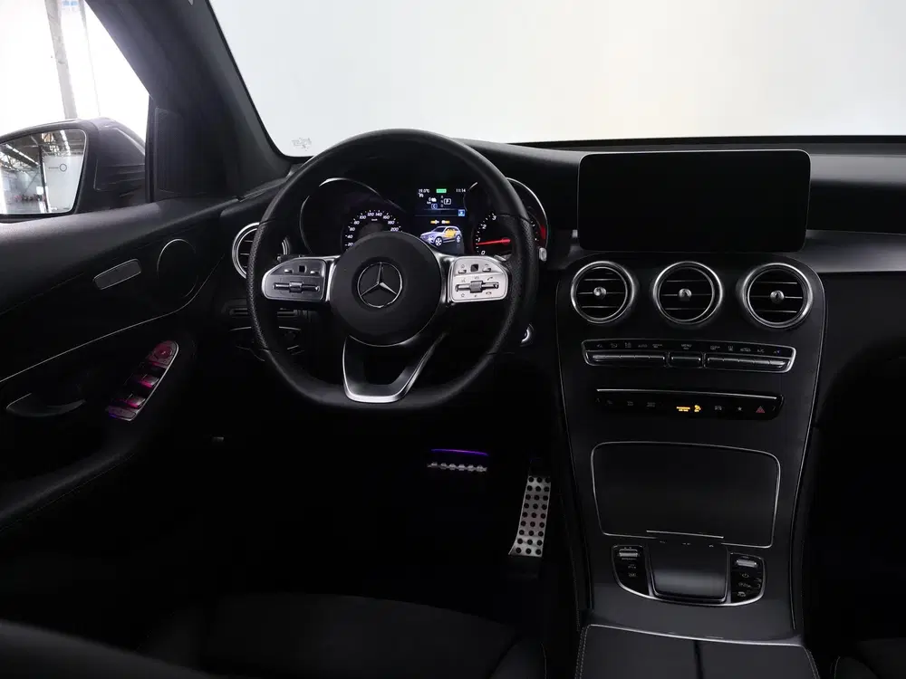 Mercedes-Benz GLC 300e 4MATIC Business Solution AMG uit 2020, foto 9