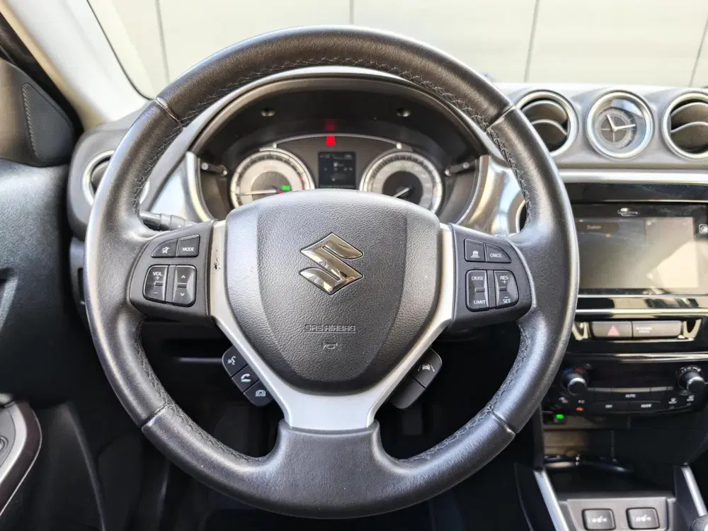 Suzuki Vitara 1.4 Boosterjet Stijl uit 2019, foto 5