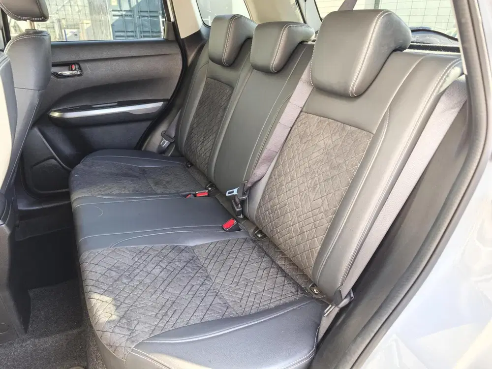 Suzuki Vitara 1.4 Boosterjet Stijl uit 2019, foto 9