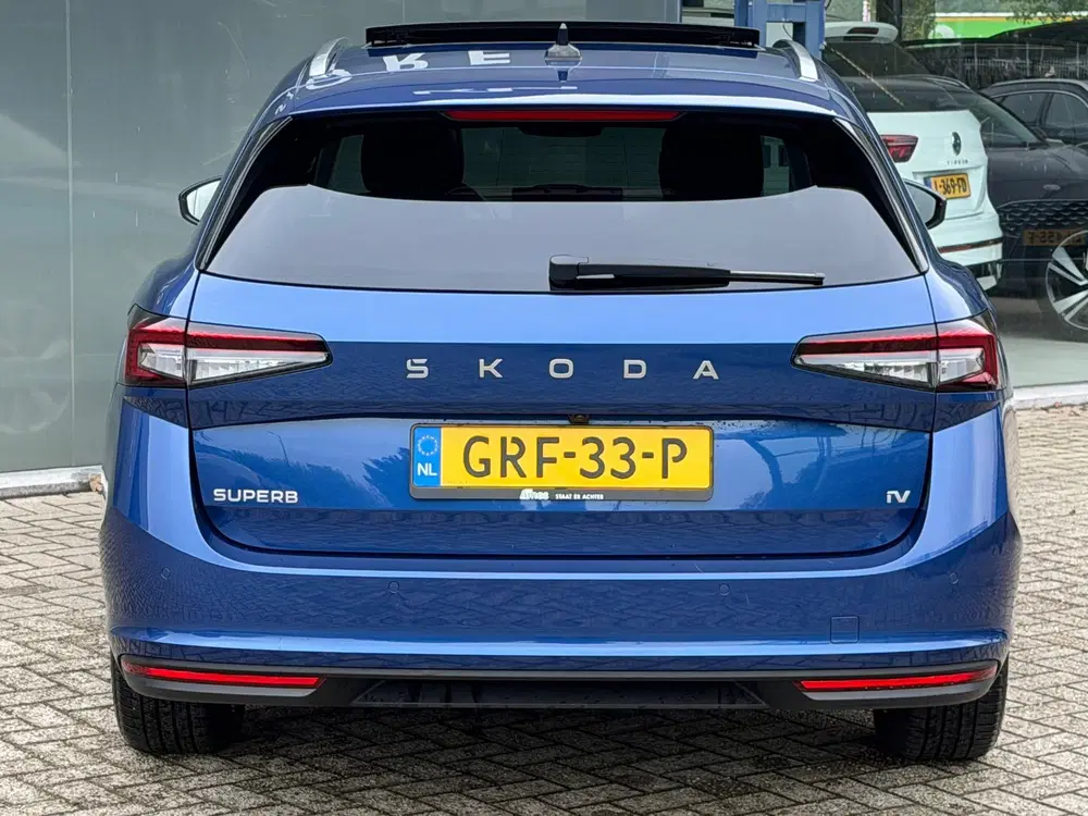 Skoda Superb 1.5 TSI PHEV BNS Head-up display uit 2024, foto 5