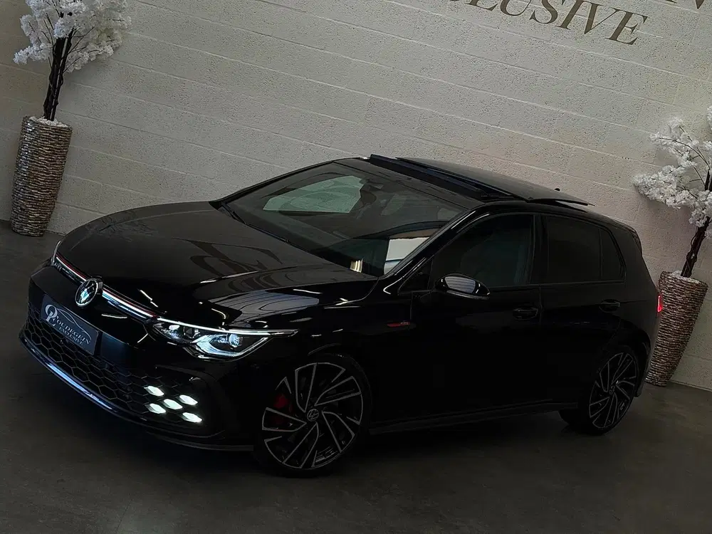 Volkswagen Golf 2.0 TSI GTI uit 2021, foto 2