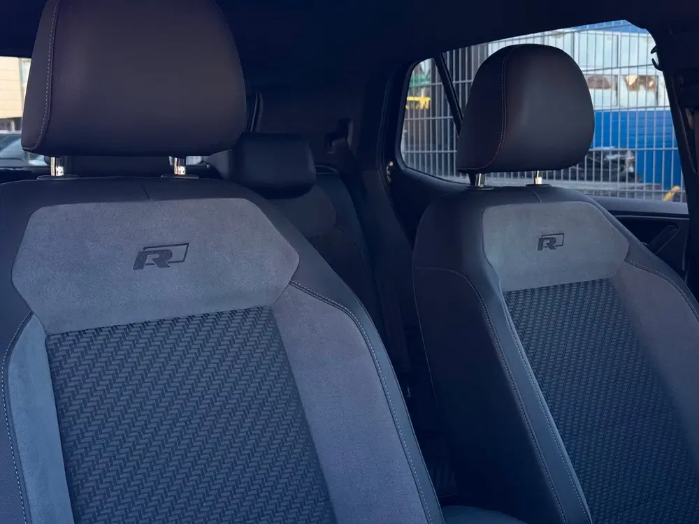 Volkswagen T-Cross 1.0 TSI Style Business R uit 2020, foto 14