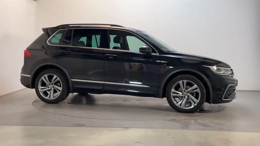 Volkswagen Tiguan 1.5 TSI 150pk DSG R-Line Business+ Camera uit 2020, foto 10