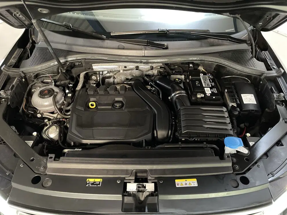 Volkswagen Tiguan 1.5 TSI 150pk DSG R-Line Business+ Camera uit 2020, foto 14