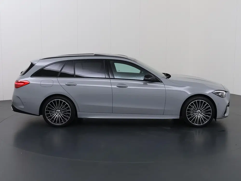 Mercedes-Benz C-Klasse Estate 140 Years Edition 300 e 140 Yea uit 2026, foto 6