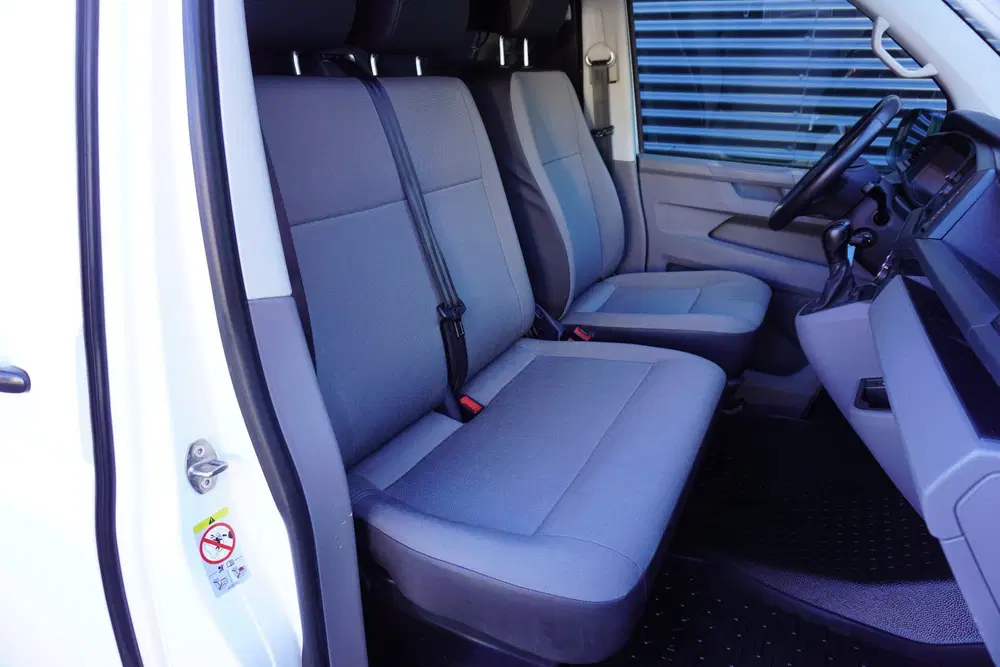 Volkswagen Transporter 150pk Automaat L2H1 Navigatie Camera uit 2023, foto 3