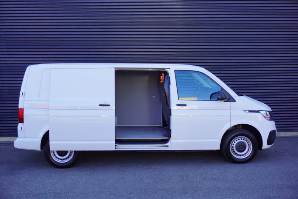 Volkswagen Transporter 150pk Automaat L2H1 Navigatie Camera uit 2023, foto 9
