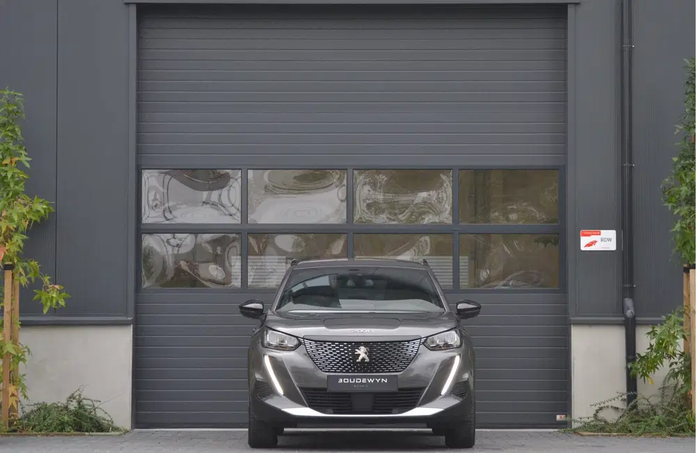 Peugeot 2008 1.2 PureTech 130 Allure Camera uit 2023, foto 5