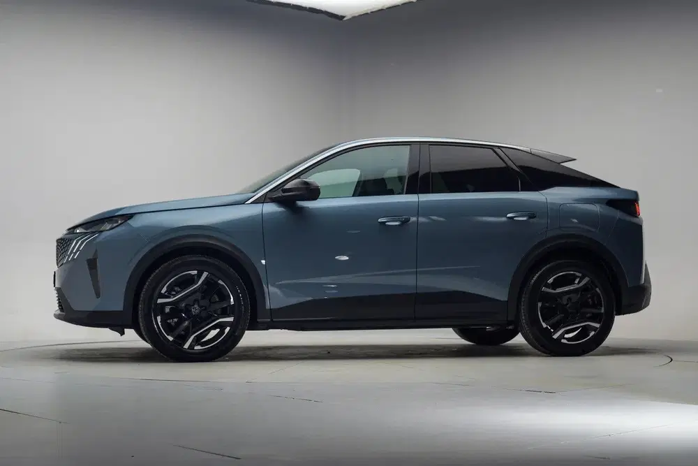 Peugeot 3008 Allure 73 kWh [ Navi Apple uit 2025, foto 2