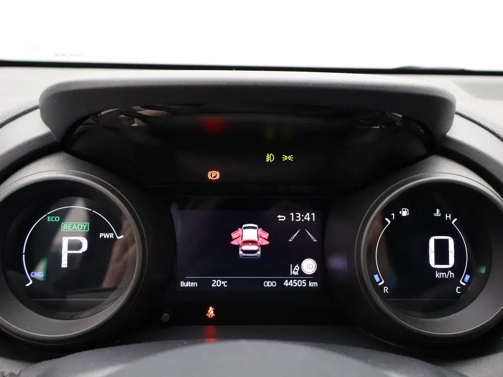 Toyota Yaris 1.5 Hybrid Dynamic uit 2020, foto 9