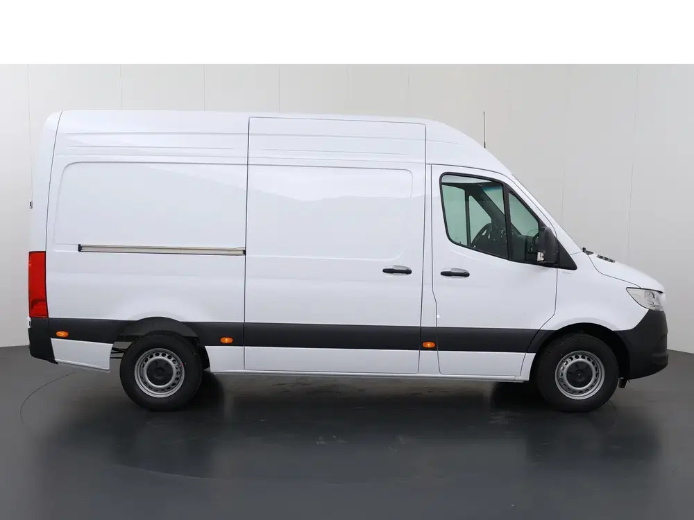 Mercedes-Benz Sprinter 315 L2H2 RWD PRO uit 2024, foto 4