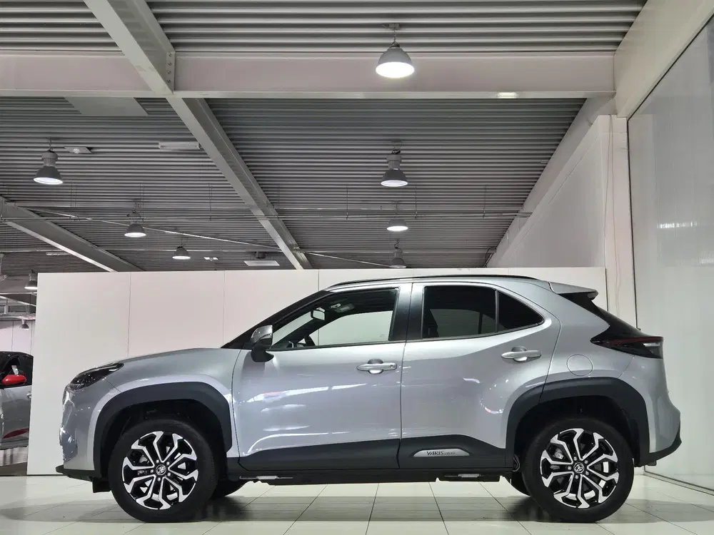 Toyota Yaris Cross 1.5 Hybrid 115 First Edition Automaat uit 2024, foto 6