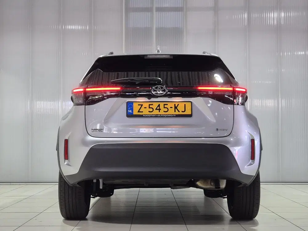 Toyota Yaris Cross 1.5 Hybrid 115 First Edition Automaat uit 2024, foto 9