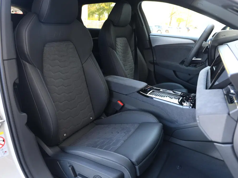 Audi A6 S edition e-tron 83 kWh uit 2026, foto 8