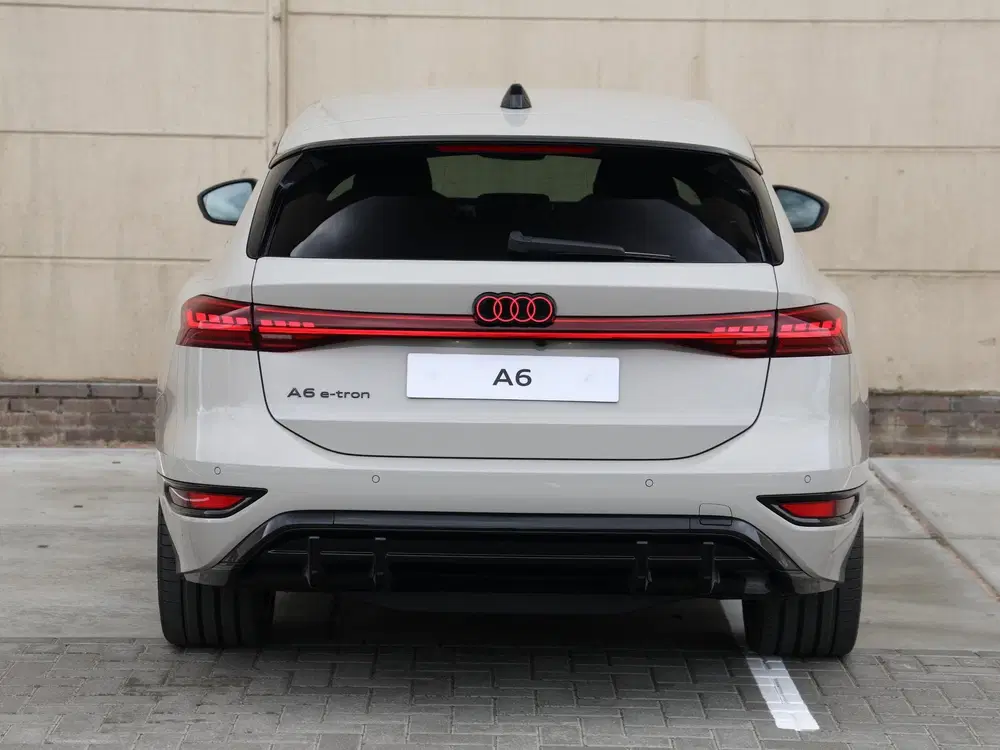 Audi A6 S edition 83 kWh 210kW uit 2026, foto 6
