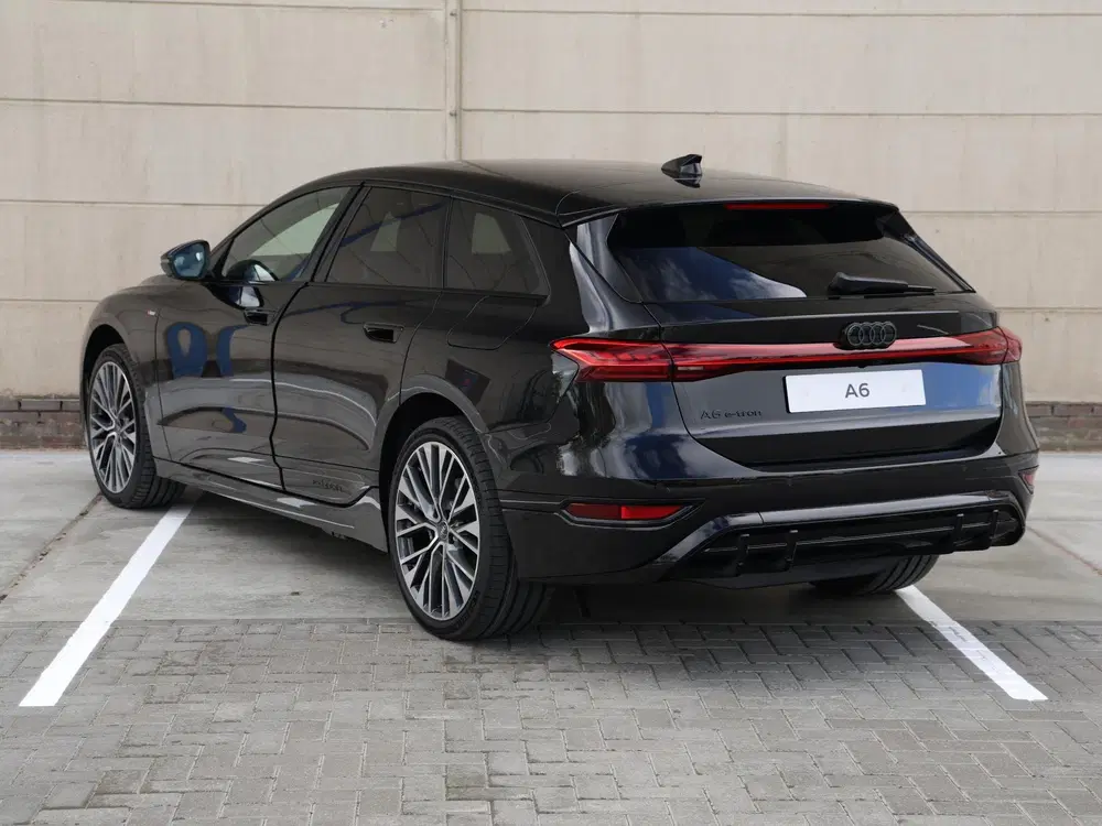 Audi A6 S edition 83 kWh 286 PK Avant uit 2026, foto 12