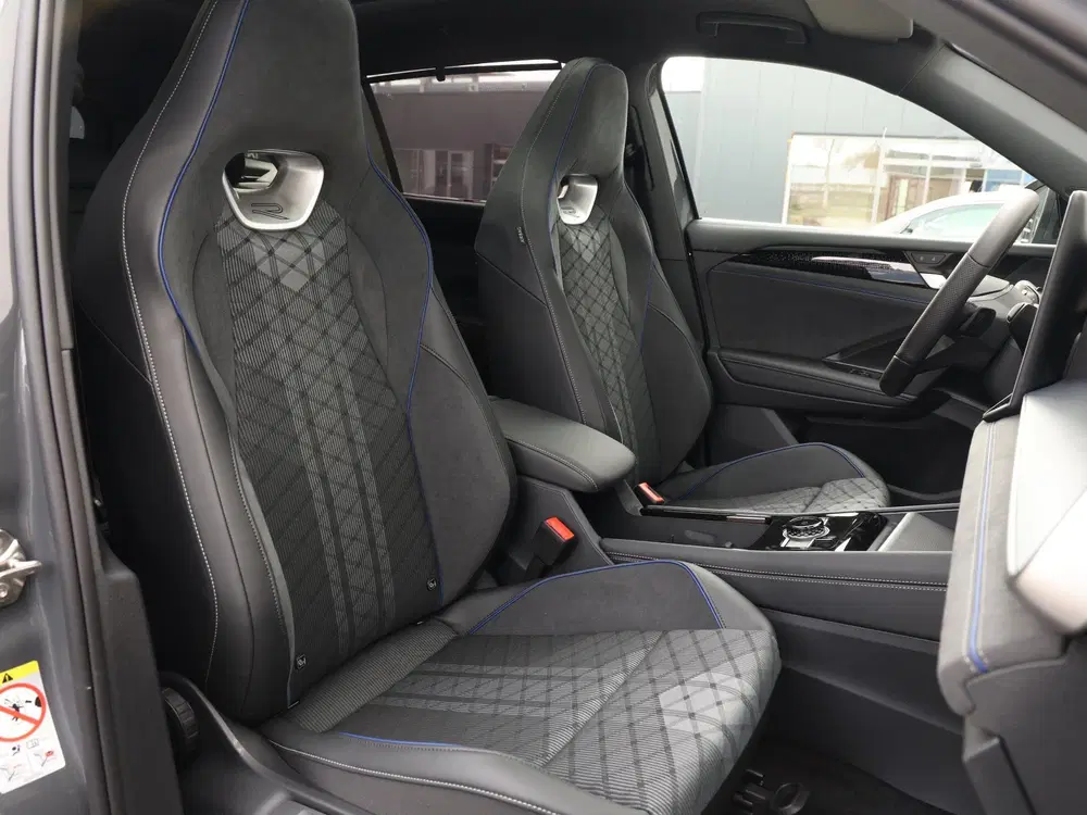 Volkswagen Tayron R-Line Edition 1.5 eHybrid 204 PK uit 2026, foto 8