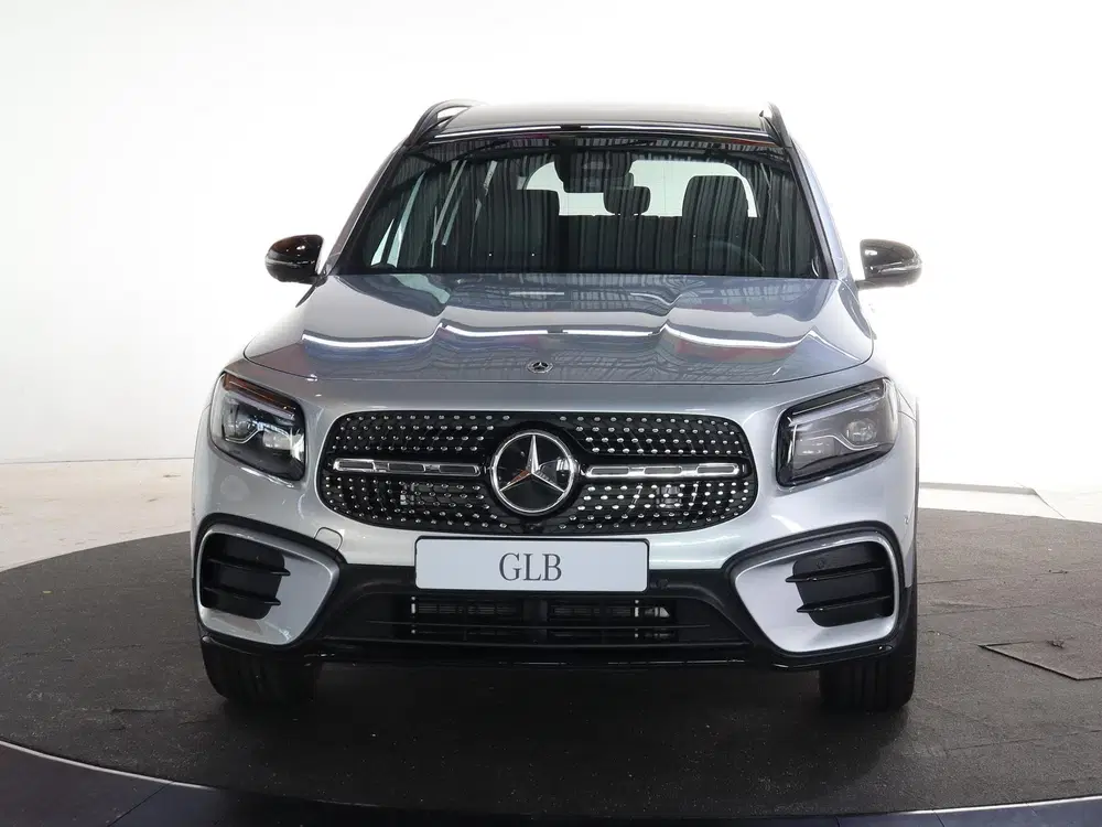 Mercedes-Benz GLB 180 Business Solution AMG uit 2026, foto 3
