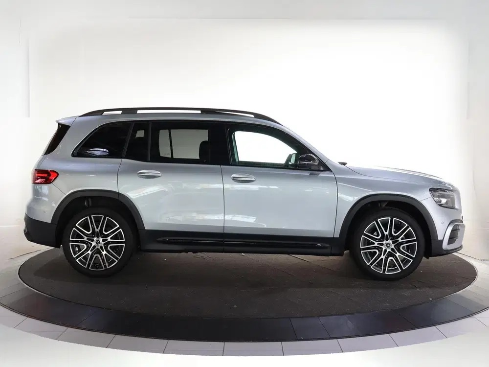 Mercedes-Benz GLB 180 Business Solution AMG uit 2026, foto 6