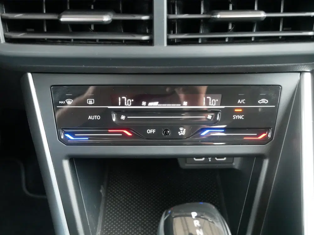 Volkswagen Polo 1.0 TSI Life uit 2024, foto 7