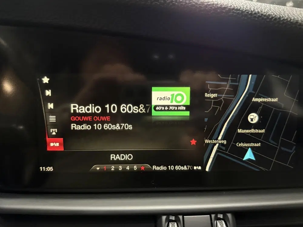 Alfa Romeo Giulia 2.0T uit 2019, foto 15