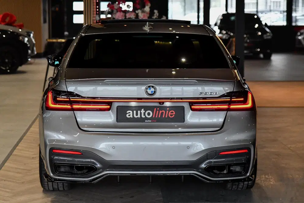 BMW 7-serie 730d M-Sport. Pano uit 2019, foto 9