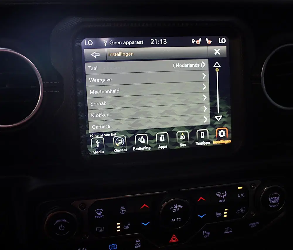 Jeep Wrangler 4xe 380 Sky One Touch uit 2022, foto 12