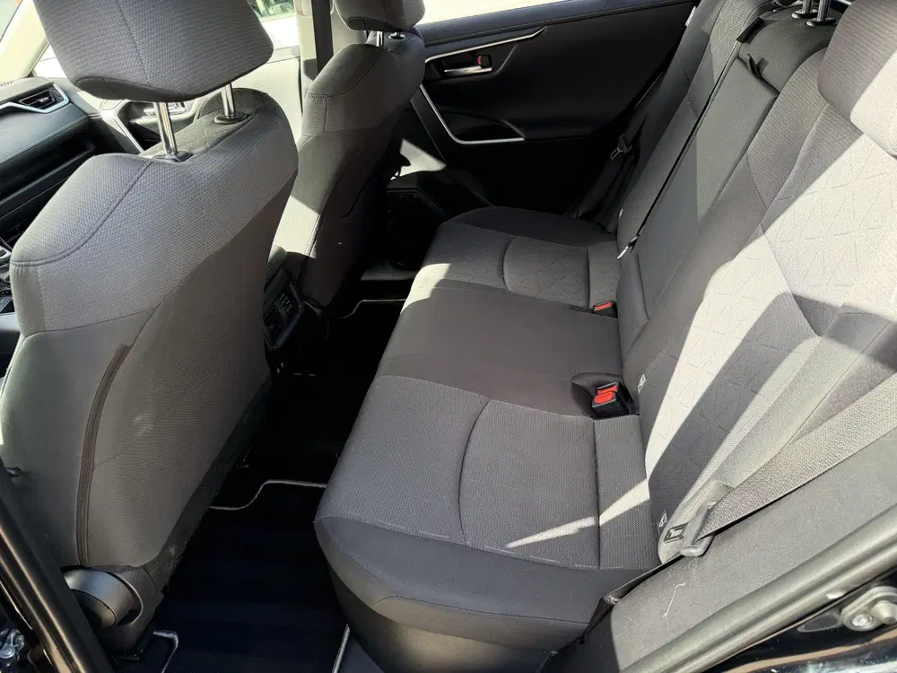 Toyota RAV 4 2.5 Hybrid First Edition APPLE CARPL uit 2019, foto 11