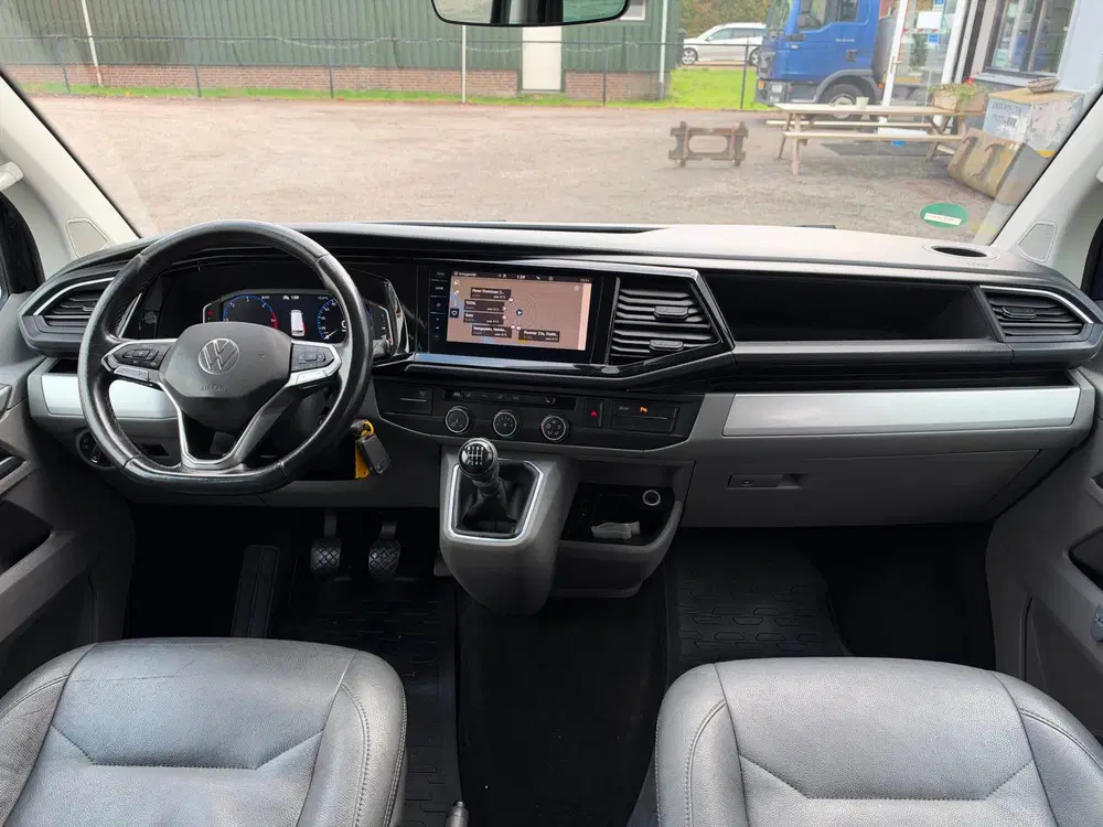Volkswagen Transporter Bulli 2.0 TDI 150pk L2H1 Dubbel Cabin uit 2021, foto 10