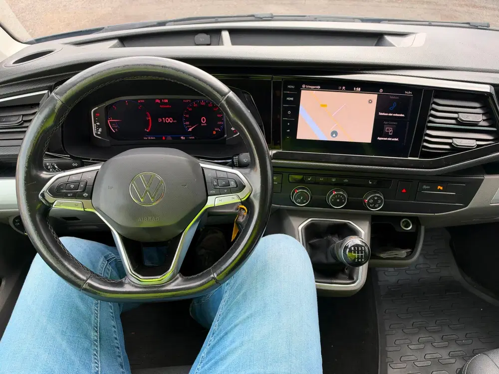 Volkswagen Transporter Bulli 2.0 TDI 150pk L2H1 Dubbel Cabin uit 2021, foto 11