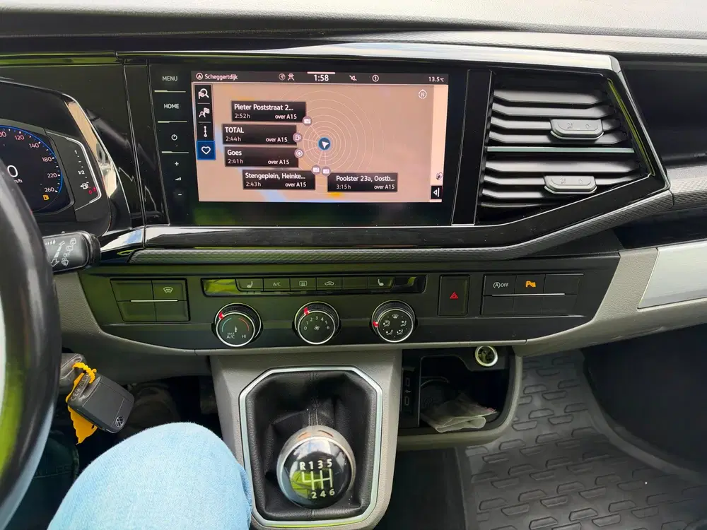 Volkswagen Transporter Bulli 2.0 TDI 150pk L2H1 Dubbel Cabin uit 2021, foto 12