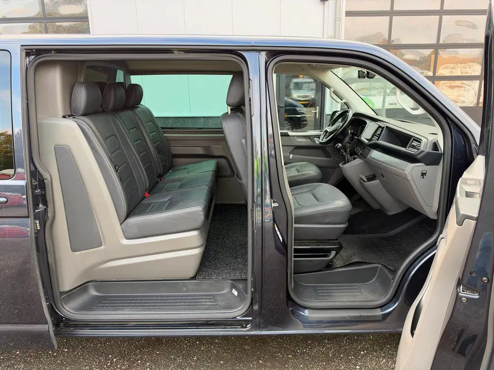 Volkswagen Transporter Bulli 2.0 TDI 150pk L2H1 Dubbel Cabin uit 2021, foto 7