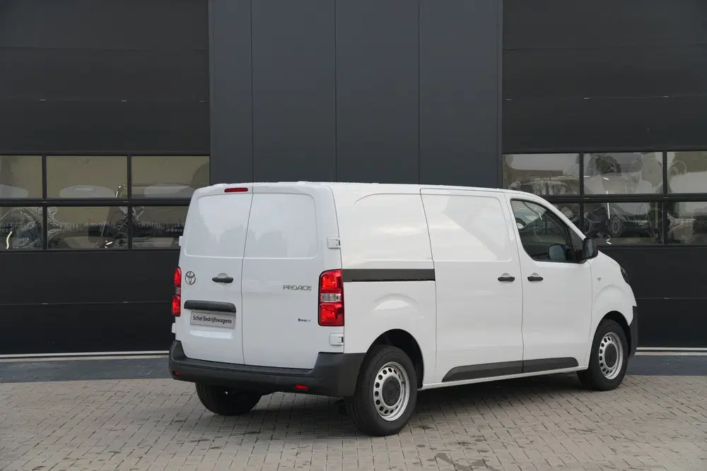 Toyota Proace Comfort Standard Range Long L2 uit 2026, foto 5