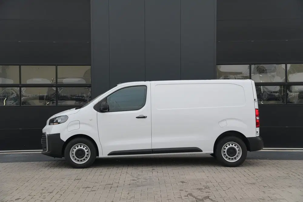 Toyota Proace Comfort Standard Range Long L2 uit 2026, foto 9