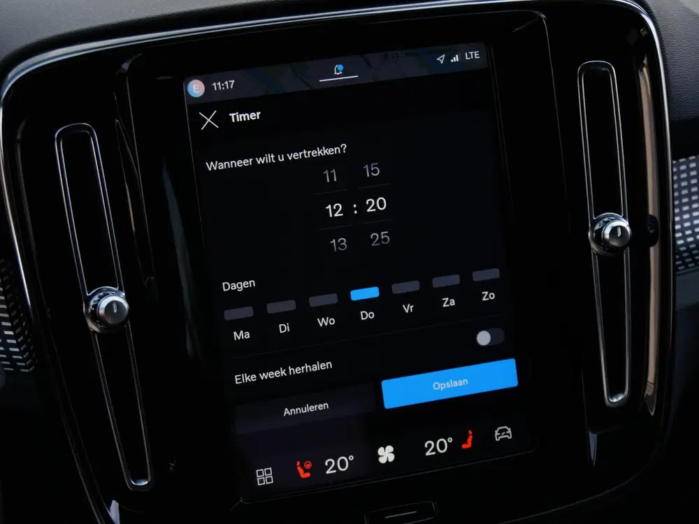 Volvo XC40 RECHARGE P8 AWD R-DESIGN uit 2021, foto 10