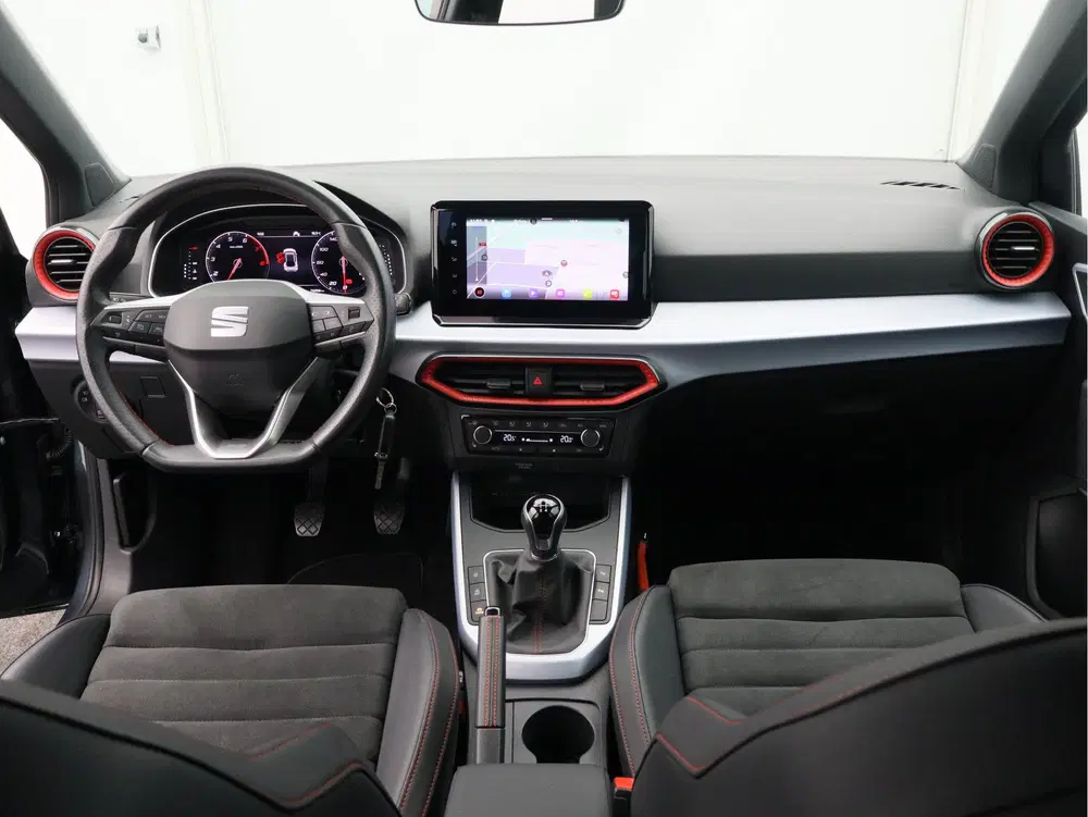 SEAT Arona 1.0 TSI FR Business Intense uit 2021, foto 2