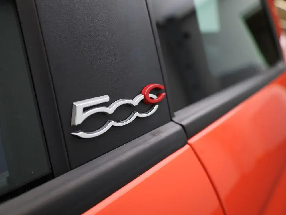 Fiat 500C 1.0 Hybrid Club uit 2022, foto 14
