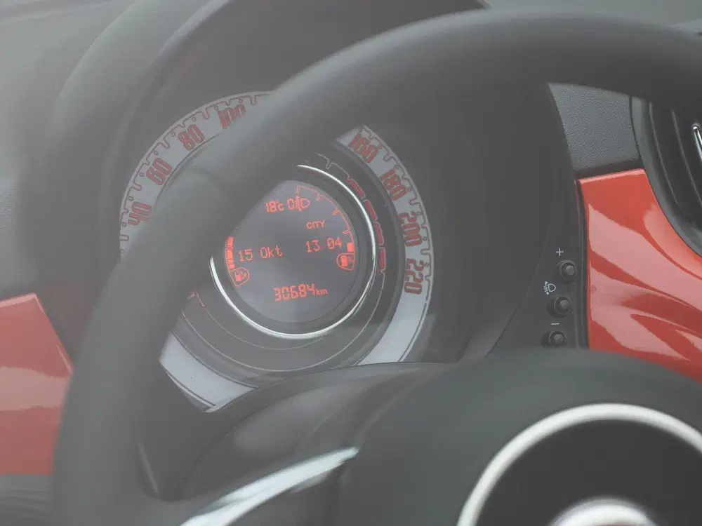 Fiat 500C 1.0 Hybrid Club uit 2022, foto 8
