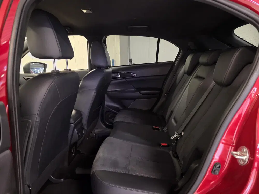Mitsubishi Eclipse Cross 2.4 PHEV Black Edition uit 2023, foto 13