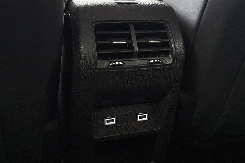 Peugeot 408 1.2 PureTech Allure Pack 130 EAT8 Stoelver uit 2023, foto 11