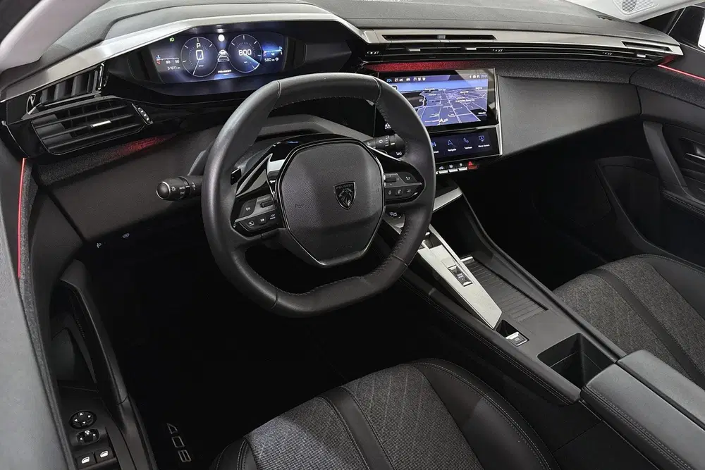 Peugeot 408 1.2 PureTech Allure Pack 130 EAT8 Stoelver uit 2023, foto 5
