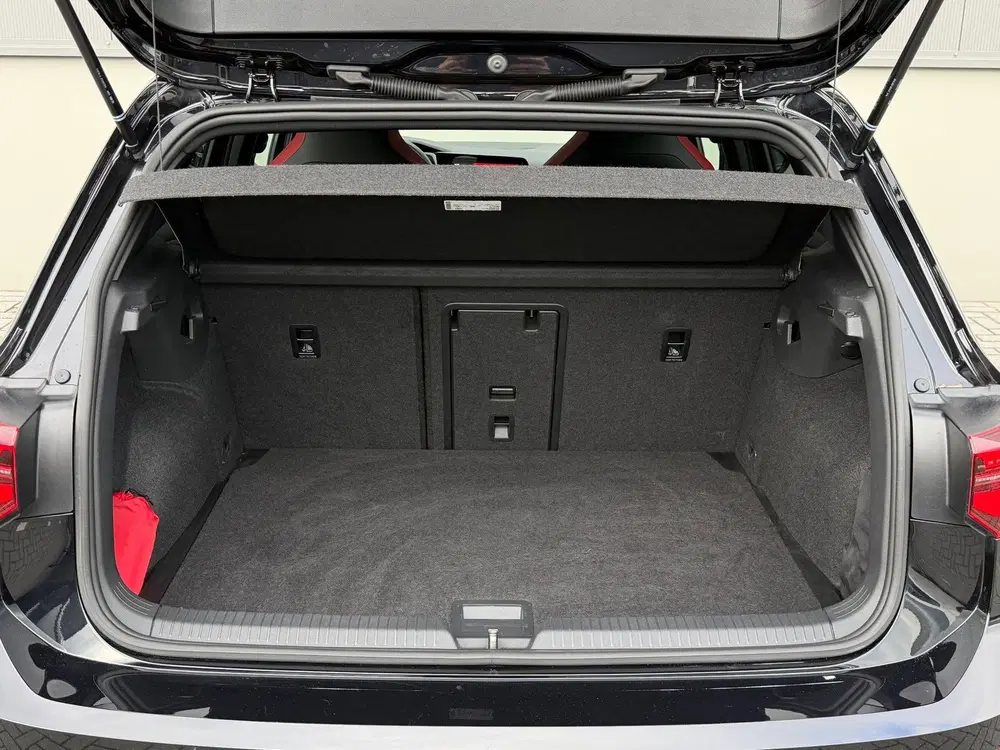 Volkswagen Golf 2.0 TSI GTI Clubsport Akrapovic HuD H&K Pa uit 2023, foto 10
