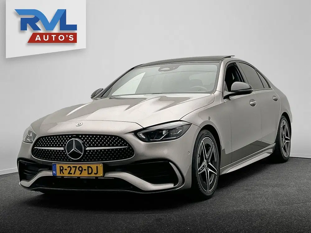 Mercedes-Benz C-Klasse 180 AMG Line uit 2022