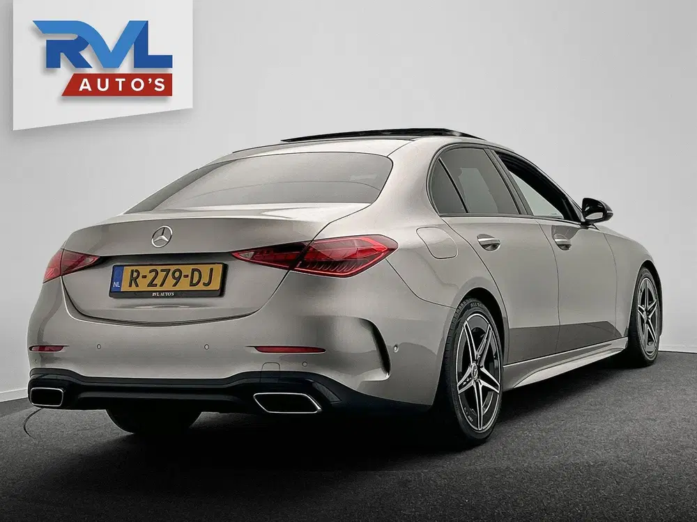 Mercedes-Benz C-Klasse 180 AMG Line uit 2022, foto 5