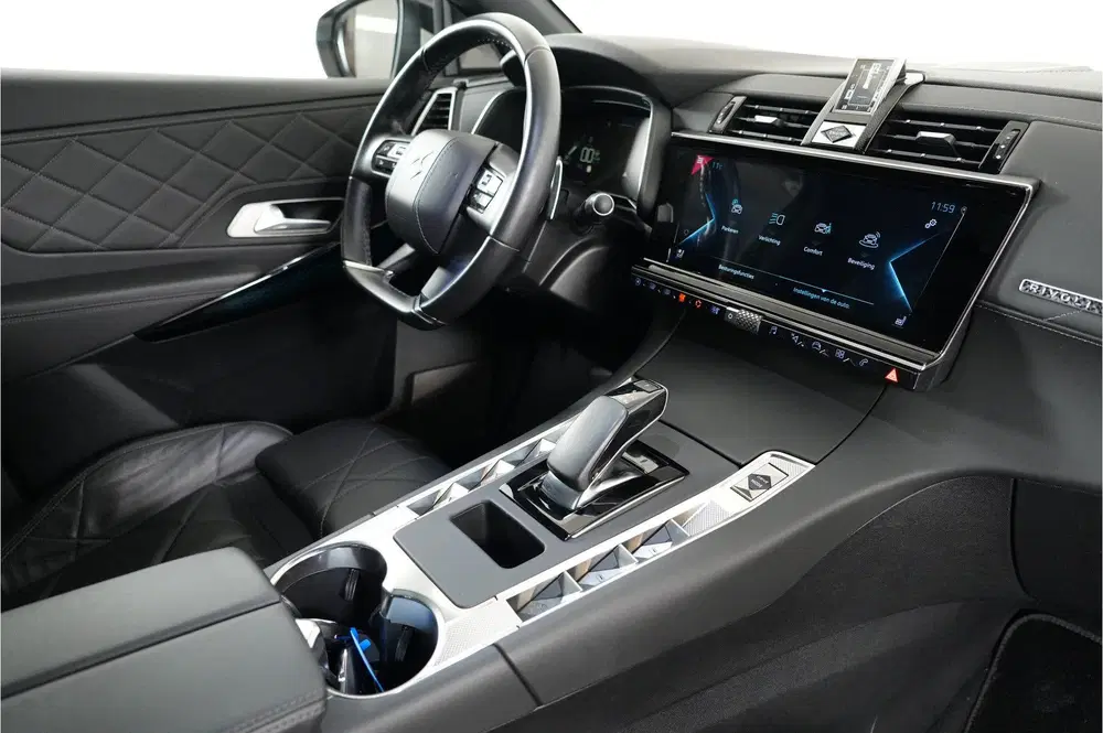 DS Automobiles DS 7 Crossback DS 7 E-Tense 1.6 PHEV 300 pk 4x4 uit 2022, foto 9