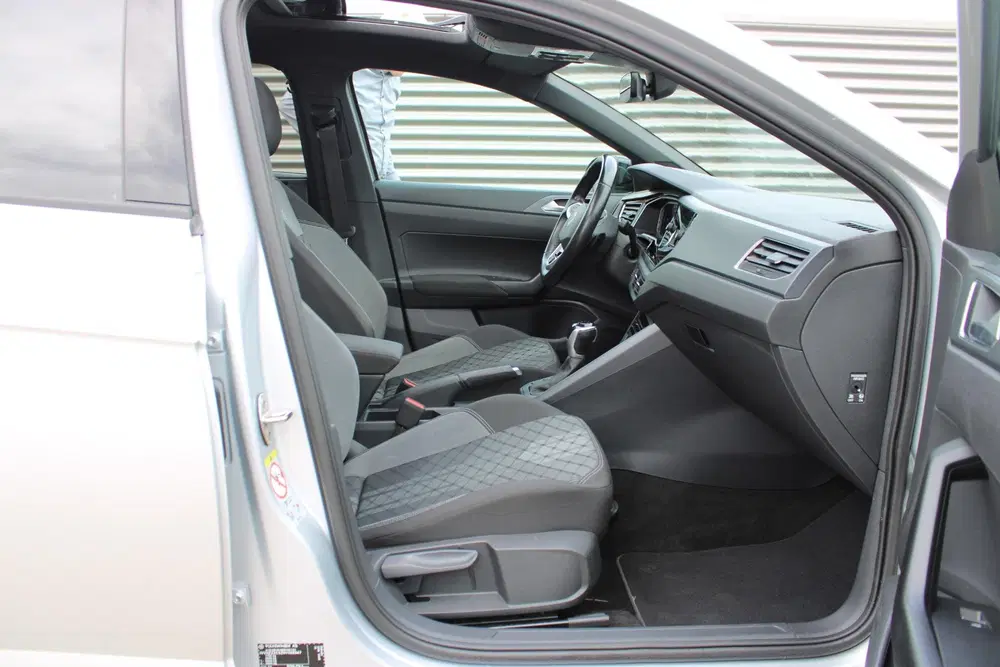 Volkswagen Taigo 1.5 TSI R-Line Business AUTOMAAT SCHUIFDAK uit 2022, foto 11